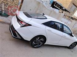 هیۆندای ئەلەنترا